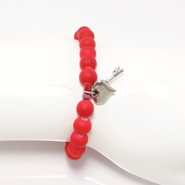 Heart/Key Red Charm Beaded Bracelet